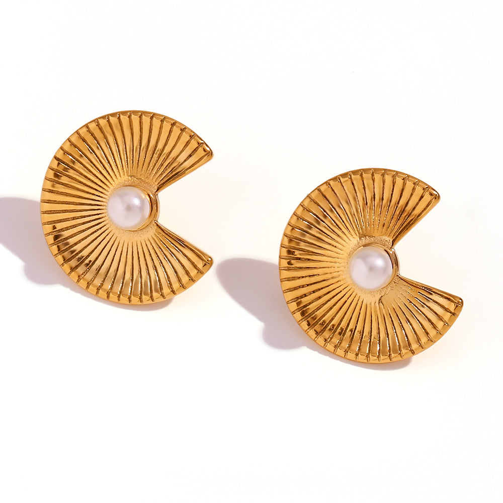 Milena Vintage Engraved Sunburst Pearl Stud Earring - PVD Gold Plated Stainless Steel Earring
