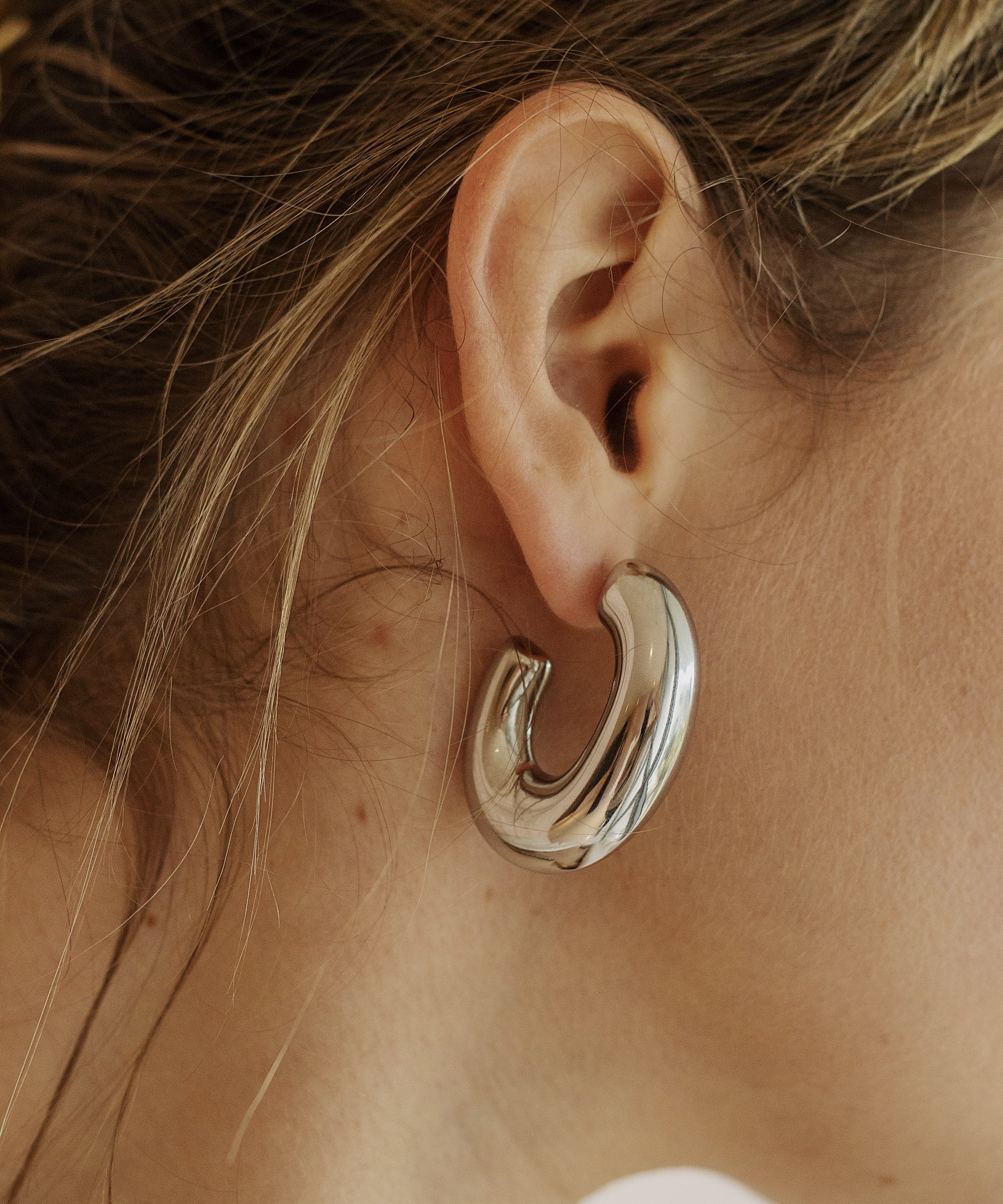 Irina Hoop Earrings - Hollow J Shape Earrings