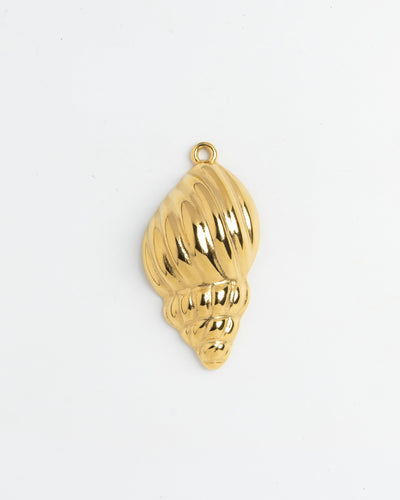 Gold Charm Conch Shell