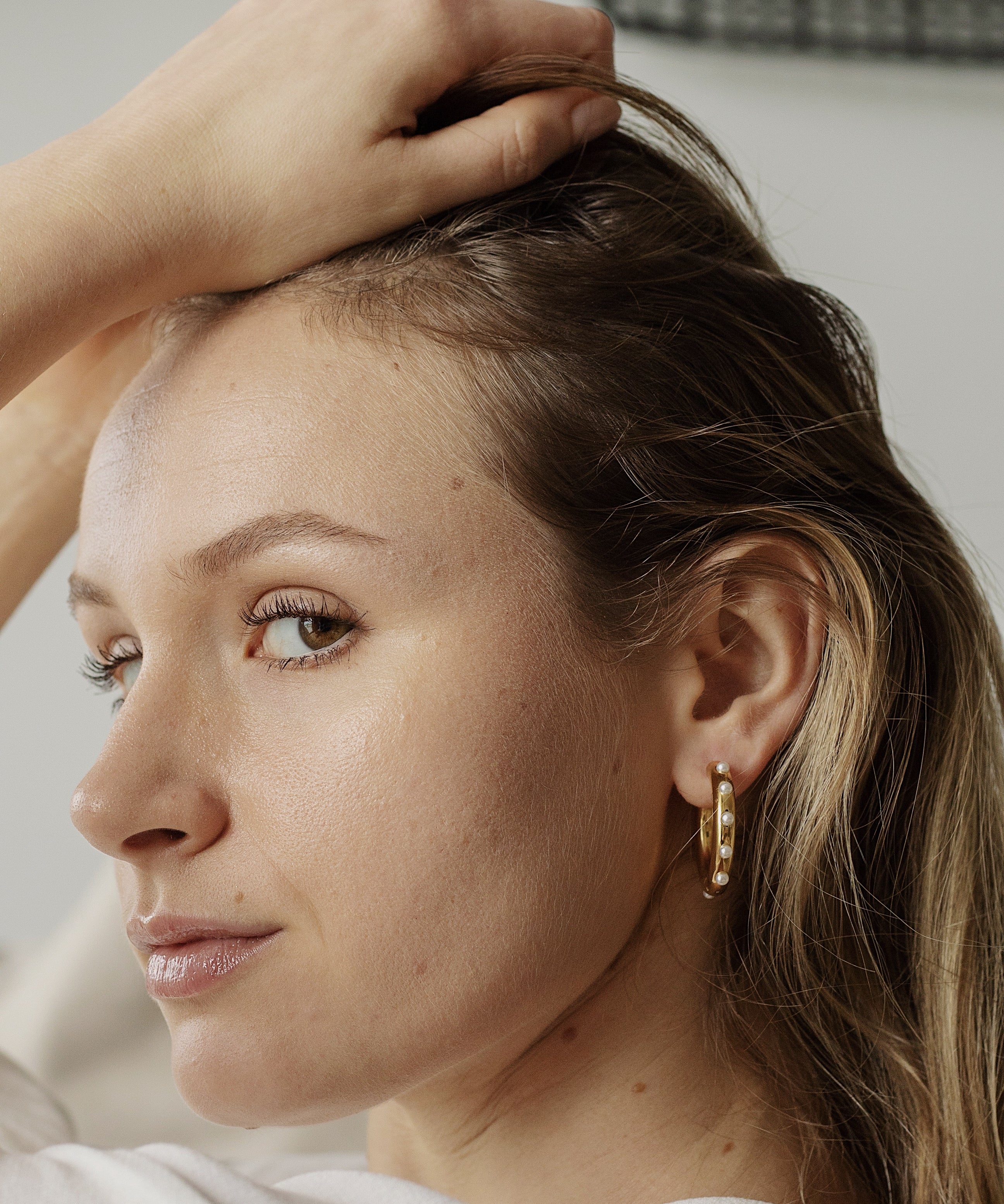 Valentina Earrings - Pearl Gold Plated Hoop Earrings