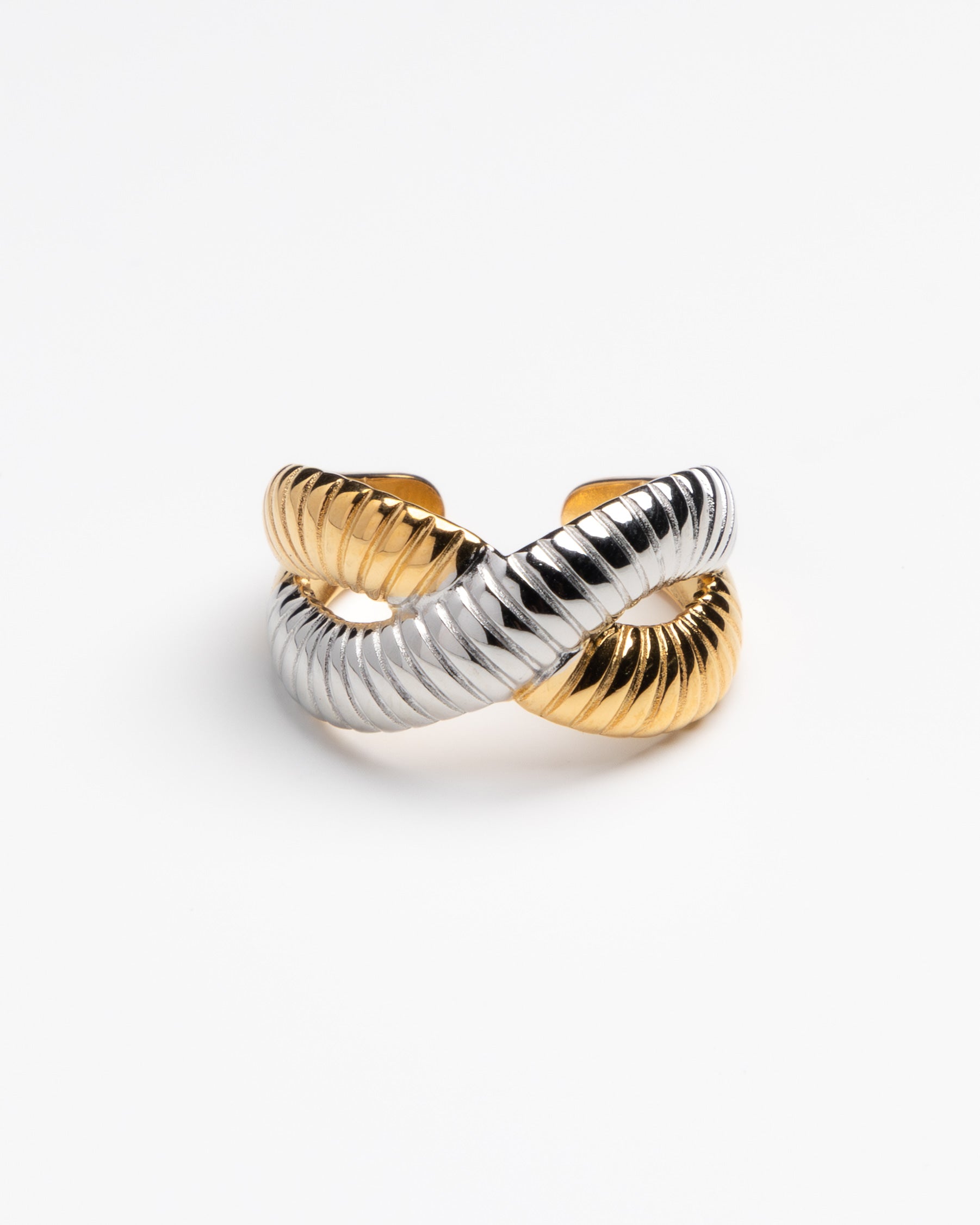Two-Tone Interlocking Croissant Ring