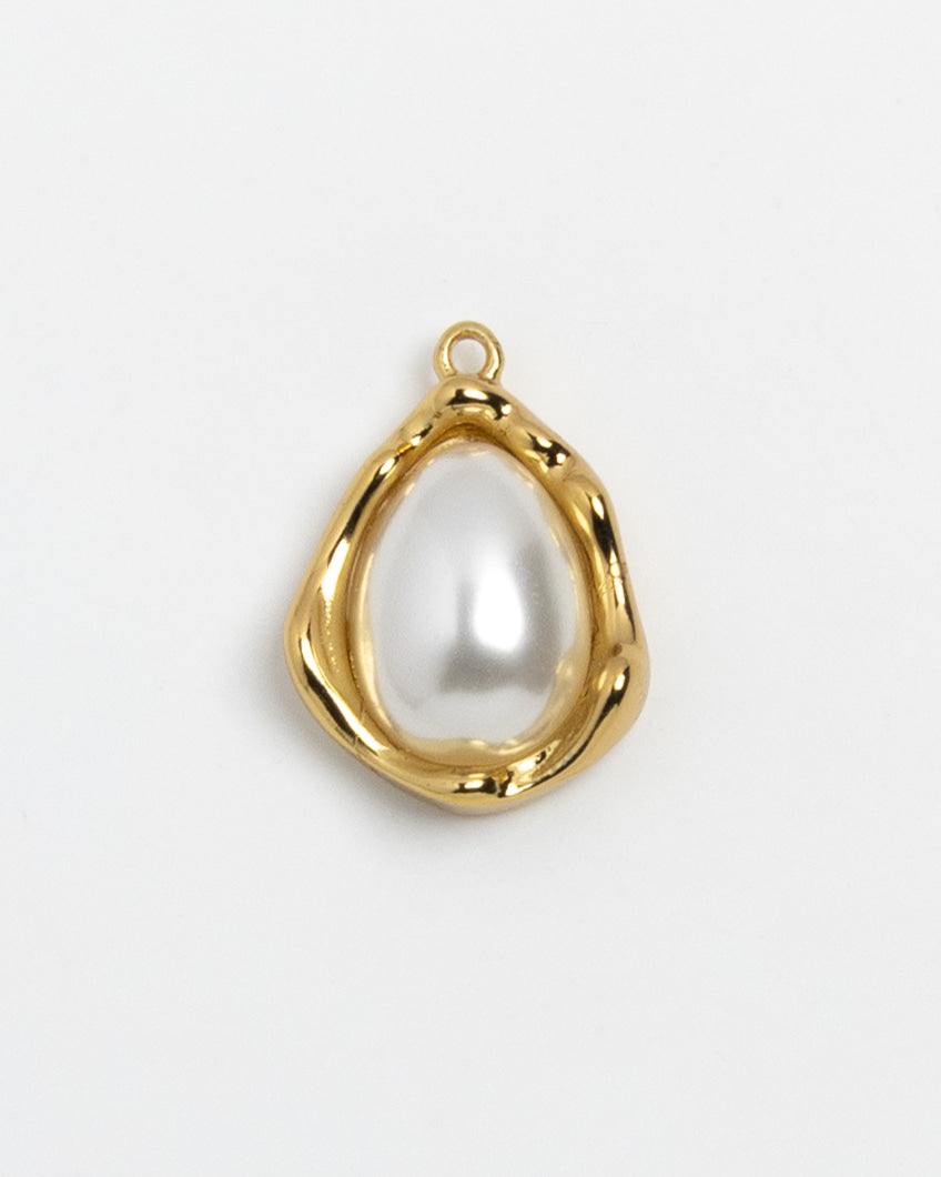 Gold Charm Framed Pearl