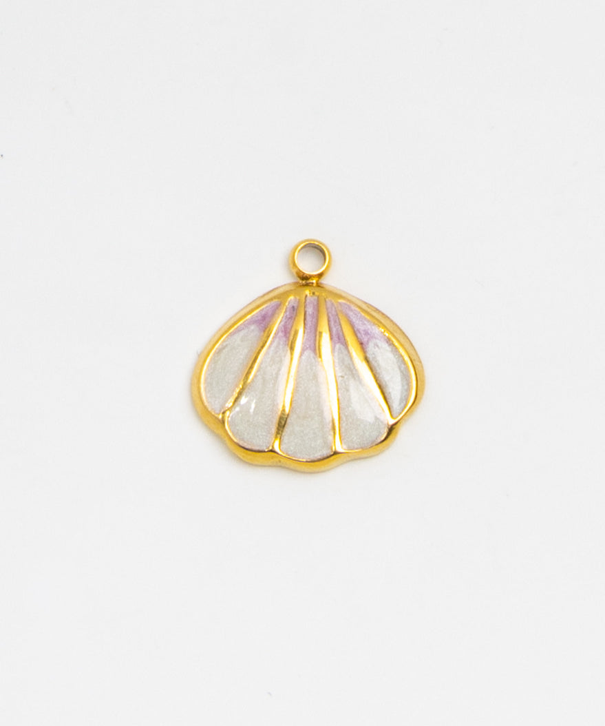 Gold Charm Fan Shell Outline